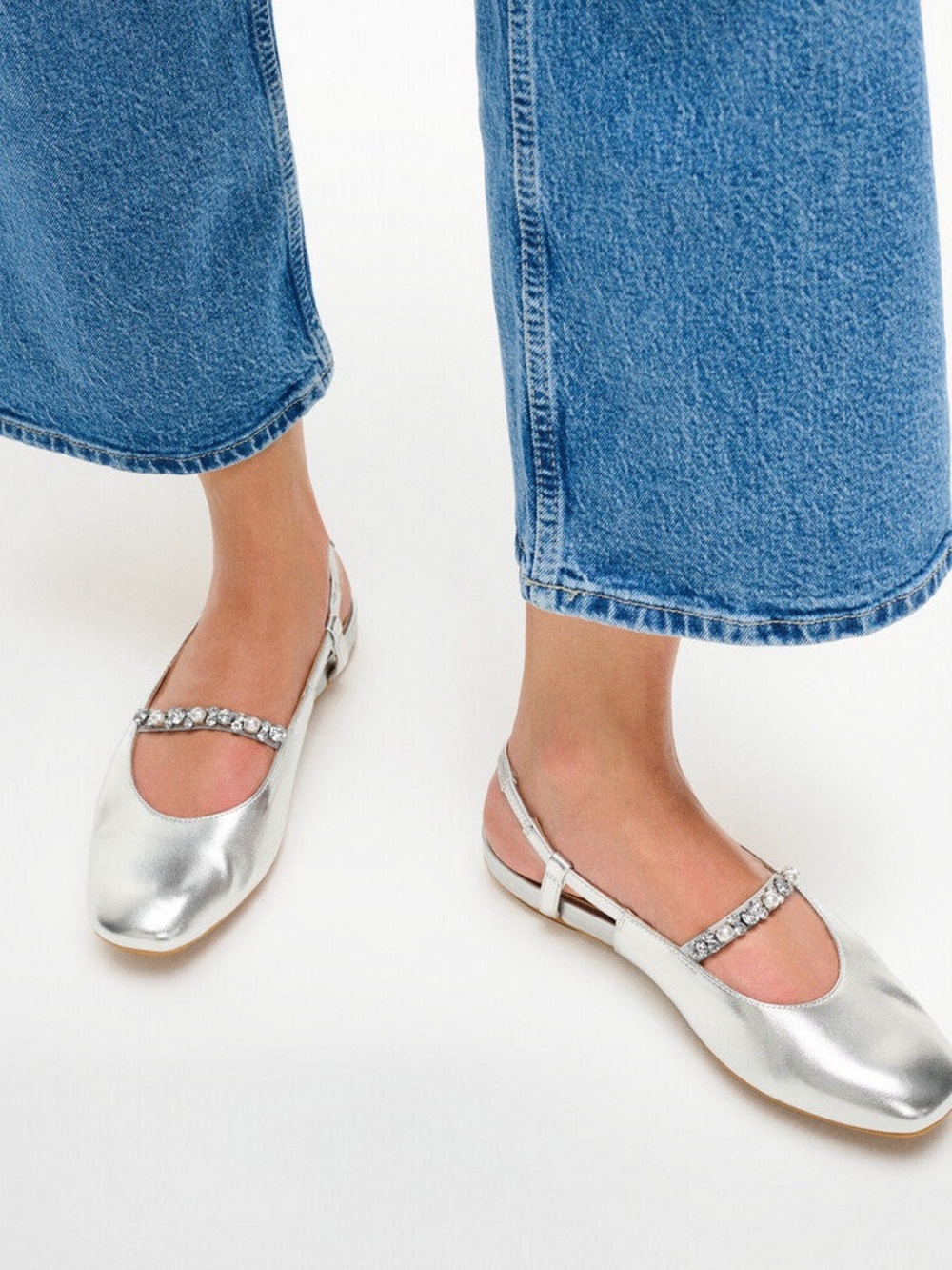 FitFlop Delicato Pearls-And-Crystal Leather Slingbacks Ballet Flats -Silver-9